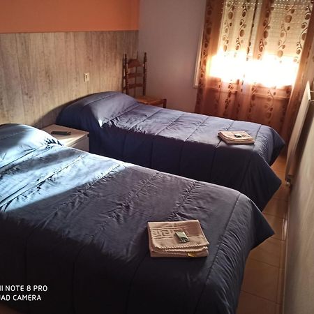 Hostal Galicia Figueres  Kültér fotó